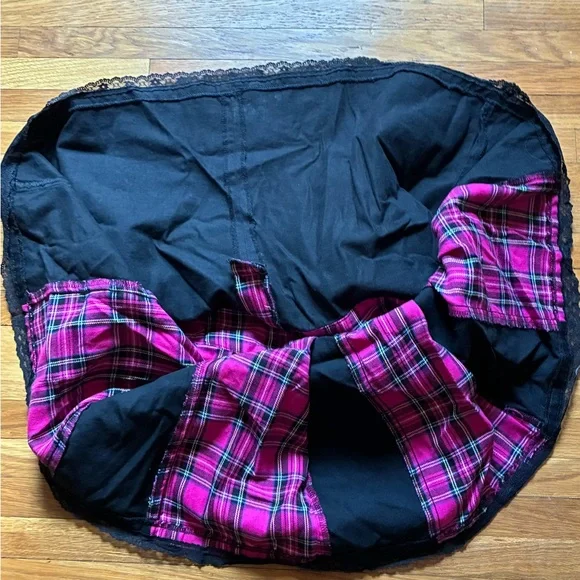 Tripp NYC Black and Pink Checkered Skirt - Picture 8 of 14